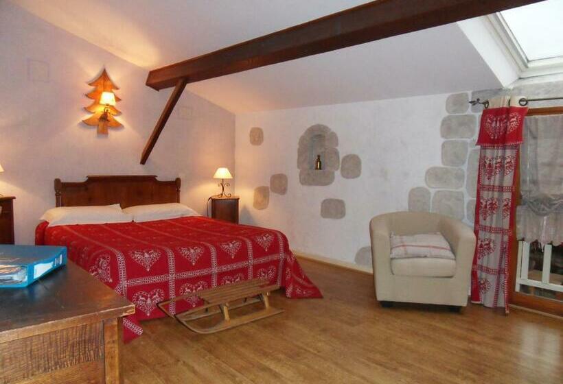 غرفة قياسية, L'estapade Des Tourelons