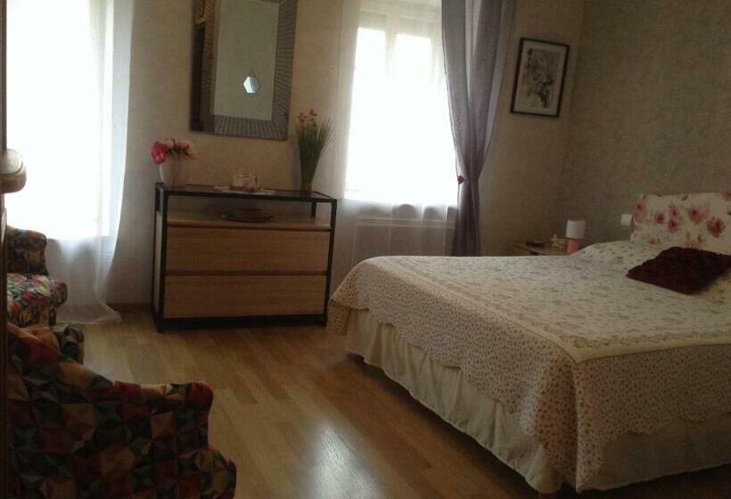 חדר סטנדרט, Logis Saint Martin