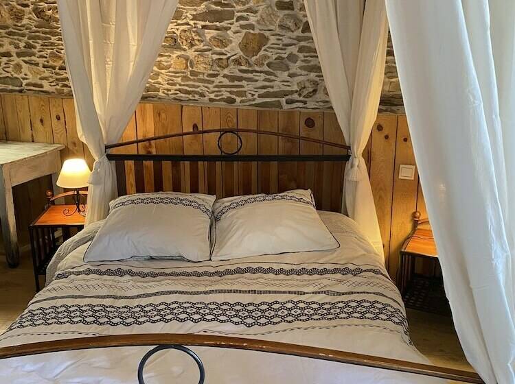 Номер Стандарт, Maison D Hôtes Hameau De Taur