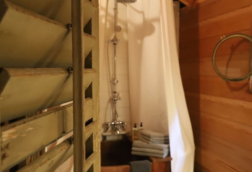 منزل غرفة نوم واحدة, Orion Tree Houses