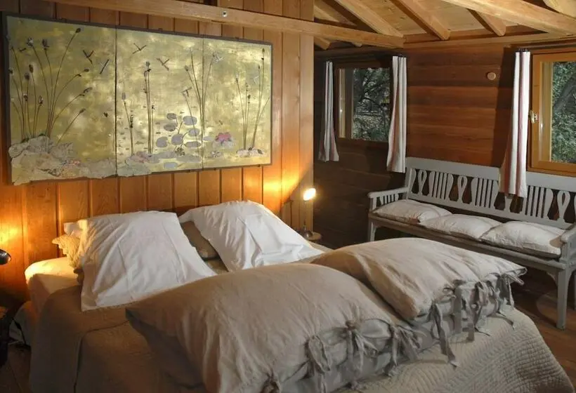 １ベッドルームハウス, Orion Tree Houses