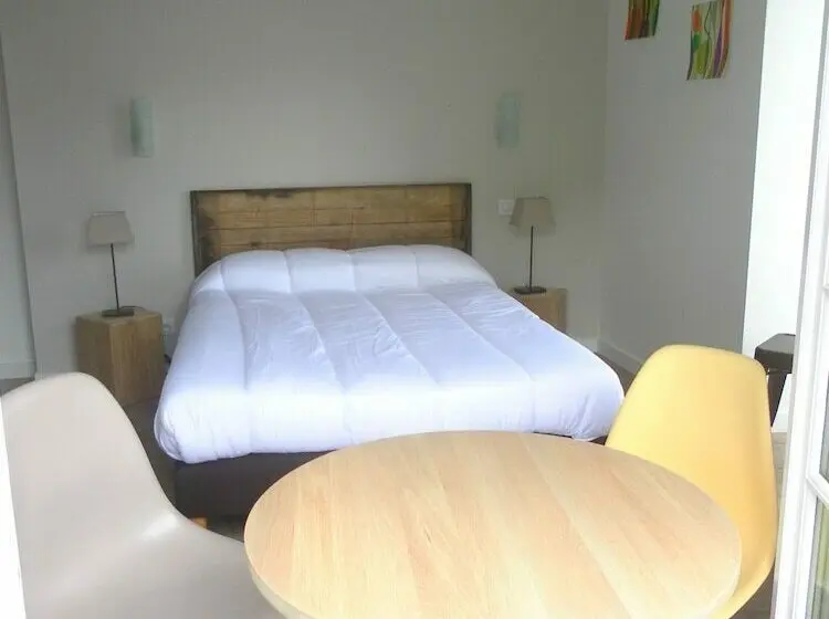 Standard-studio, Residence Alaïa