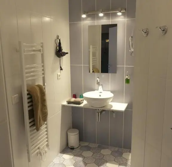 Standardzimmer, Le Quatorze