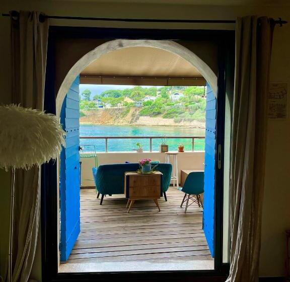 스탠다드 룸, O Petit Monde