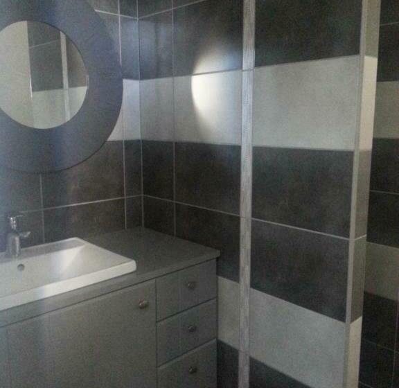 ファミリールーム, Hôtel Le 6 3 Home Port En Bessin