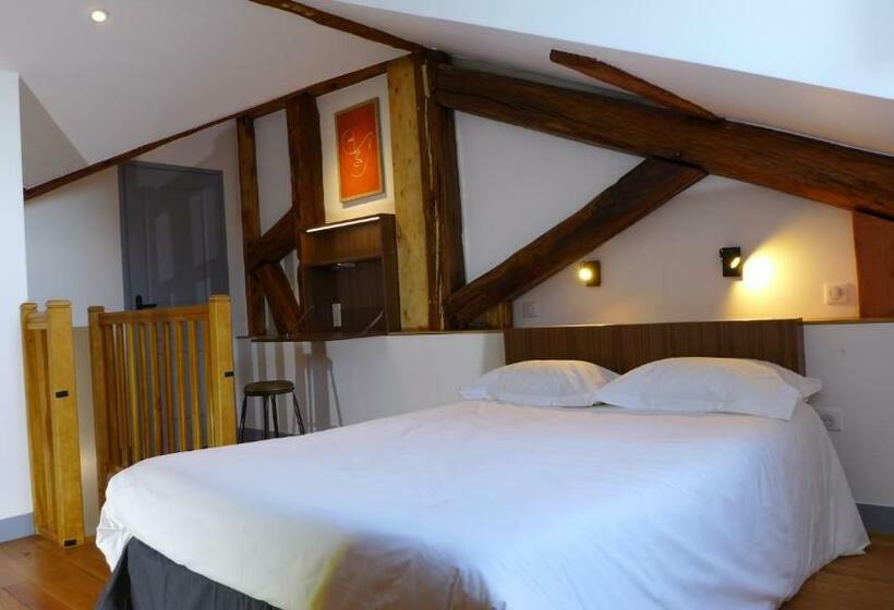 スタンダードルーム, Les Versaillaises