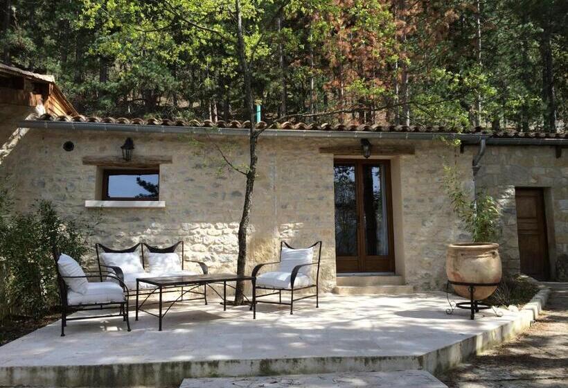 חדר סטנדרט עם טרסה, B&b Le Deffends De Redon