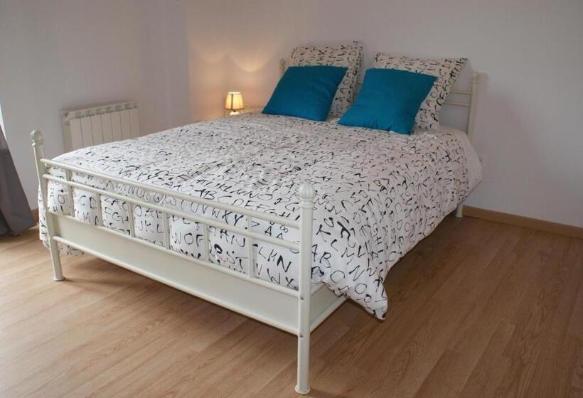 חדר משפחתי, Crezilles Hotes