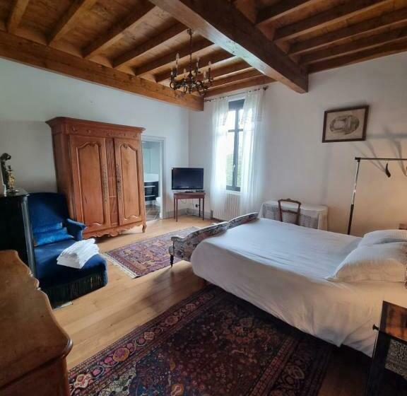 غرفة قياسية, Domaine De Belcayre