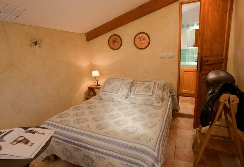 Номер Стандарт, La Fontaine