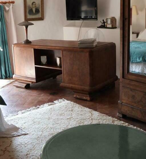 Номер Стандарт, La Nesquière Chambres D Hôtes