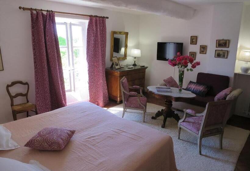 Номер Стандарт, La Nesquière Chambres D Hôtes