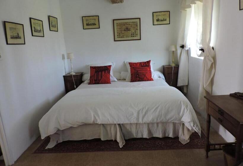 Дом 4 Спальни, La Nesquière Chambres D Hôtes