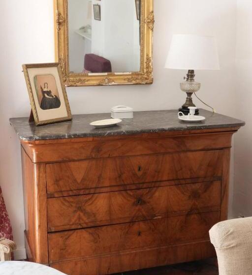 Номер Стандарт, La Nesquière Chambres D Hôtes