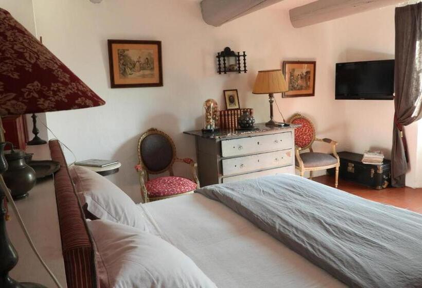 Номер Стандарт, La Nesquière Chambres D Hôtes