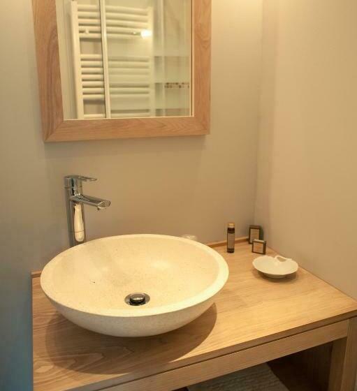 스탠다드 룸, Le Château De La Vierge