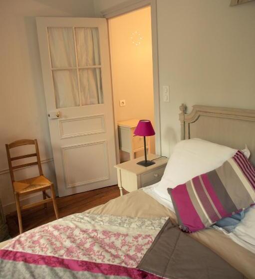 스탠다드 룸, Le Château De La Vierge