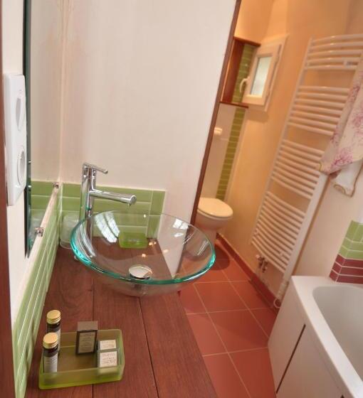 스탠다드 룸, Le Château De La Vierge