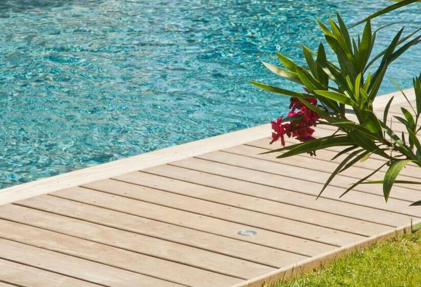 Superior Rum, Le Clos Des Romarins