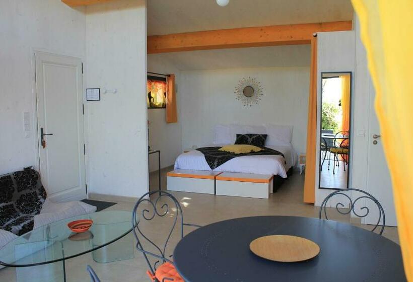 סטודיו סטנדרטי נוף לים, Maison D'hôtes Bleu Azur