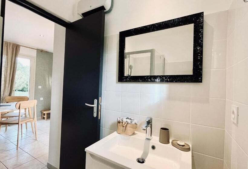 חדר סטודיו סטנדרד, Domaine De Licetto