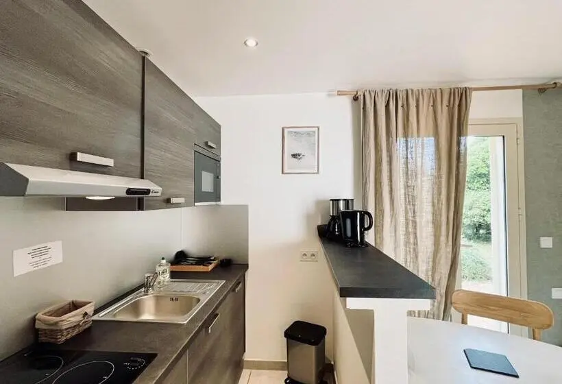 Standard-studio, Domaine De Licetto
