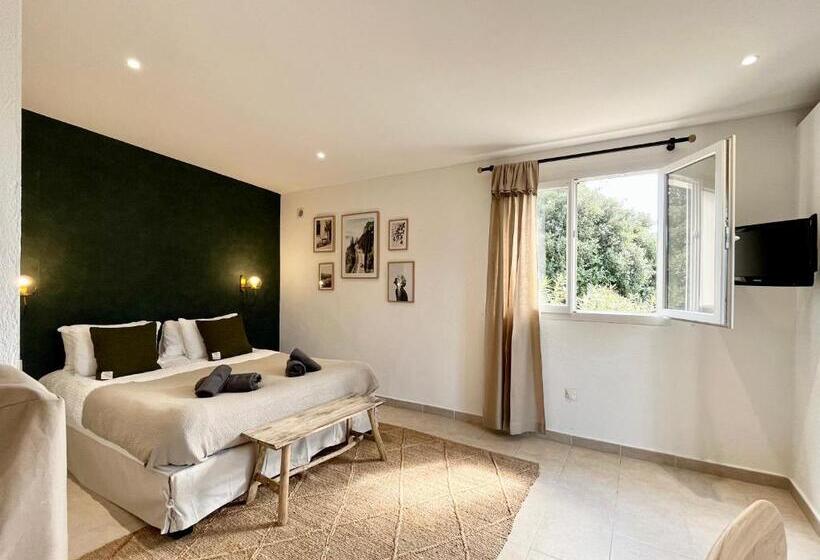 סטודיו דלוקס, Domaine De Licetto