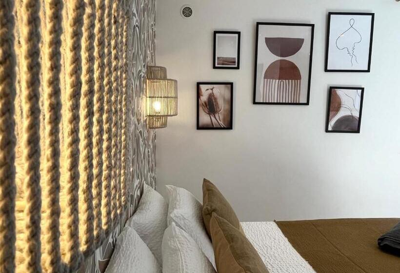 סטודיו משפחתי, Domaine De Licetto