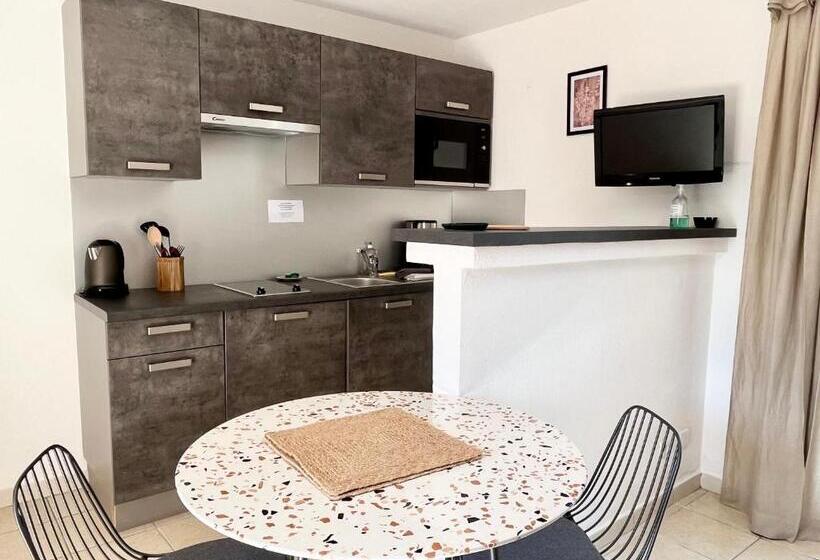 סטודיו דלוקס, Domaine De Licetto