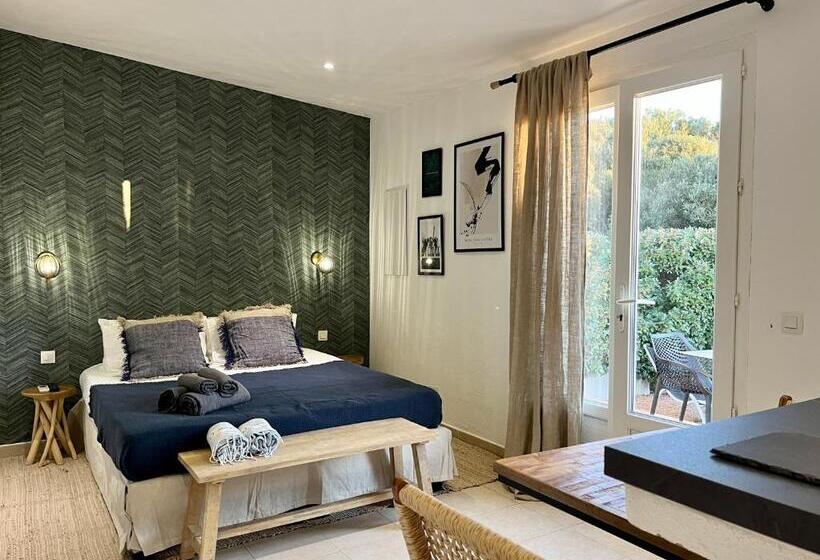 חדר סטודיו סטנדרד, Domaine De Licetto