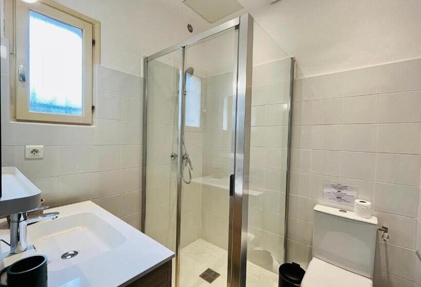 סטודיו משפחתי, Domaine De Licetto