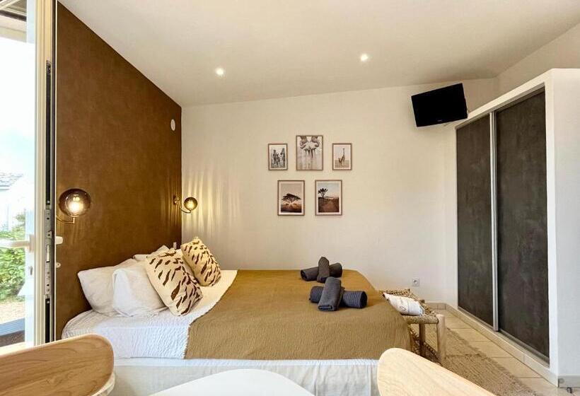 חדר סטודיו סטנדרד, Domaine De Licetto