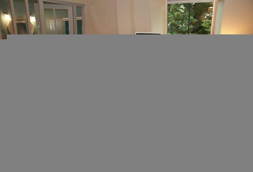 四人标准间, Le Gentleman