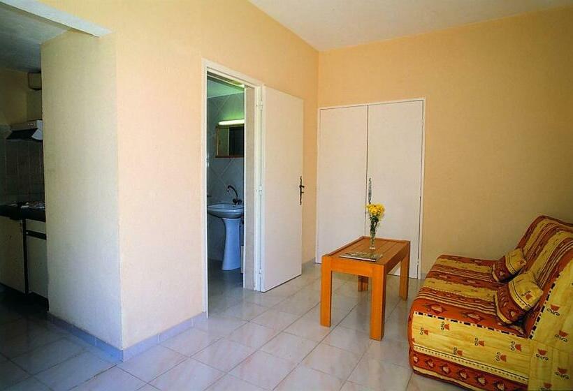 Номер Стандарт, Hôtel Lou Paouvadou