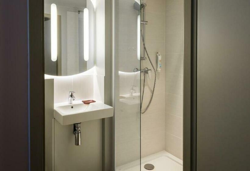Номер Стандарт, Ibis Budget Lyon Est Saint Quentin Fallavier