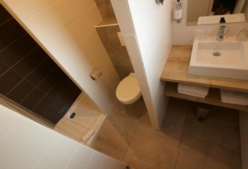 Номер Стандарт с Террасой, La Villa En L île 2 Piscines & Spa