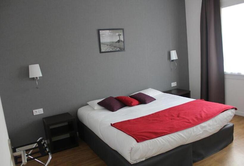 Номер Стандарт Трехместный, La Villa En L île 2 Piscines & Spa