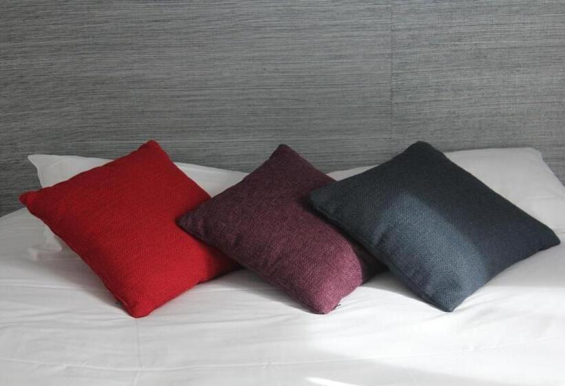 Номер Стандарт Трехместный, La Villa En L île 2 Piscines & Spa