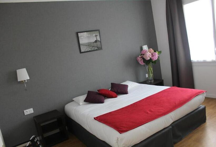 Номер Стандарт Трехместный, La Villa En L île 2 Piscines & Spa