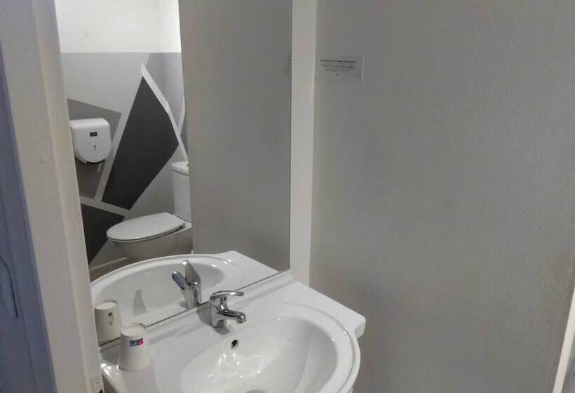 스탠다드 룸, Logis Hôtel La Clé Des Songes