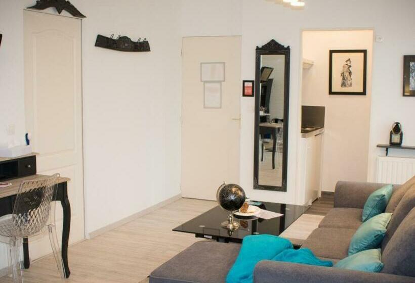 小型套房, Logis Hôtel & Restaurant Au Clos Paillé Charme & Caractère