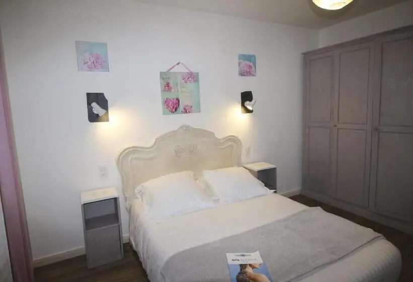 آپارتمان سوپریور 1 خوابه, Logis Hôtel & Restaurant Au Clos Paillé Charme & Caractère