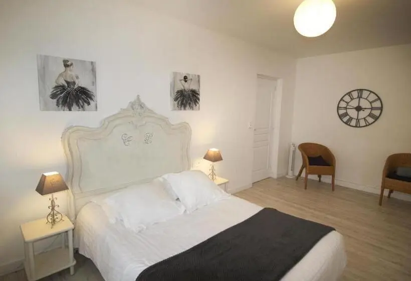 آپارتمان سوپریور 1 خوابه, Logis Hôtel & Restaurant Au Clos Paillé Charme & Caractère
