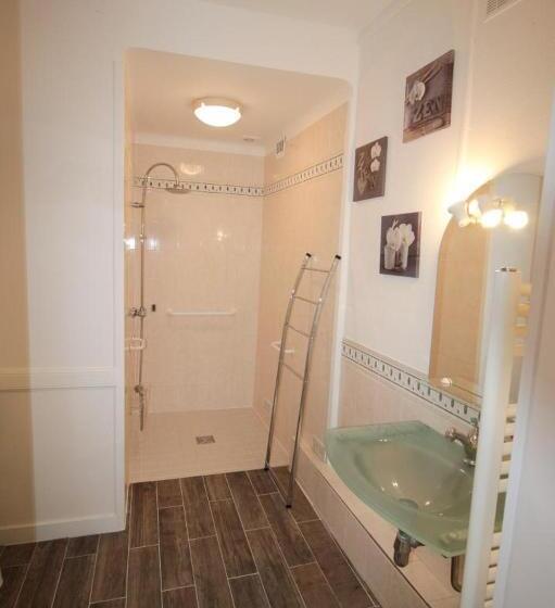 침실 1개 수피리어 아파트, Logis Hôtel & Restaurant Au Clos Paillé Charme & Caractère