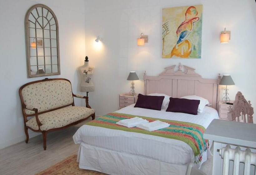 Номер Superior, Logis Hôtel & Restaurant Au Clos Paillé Charme & Caractère