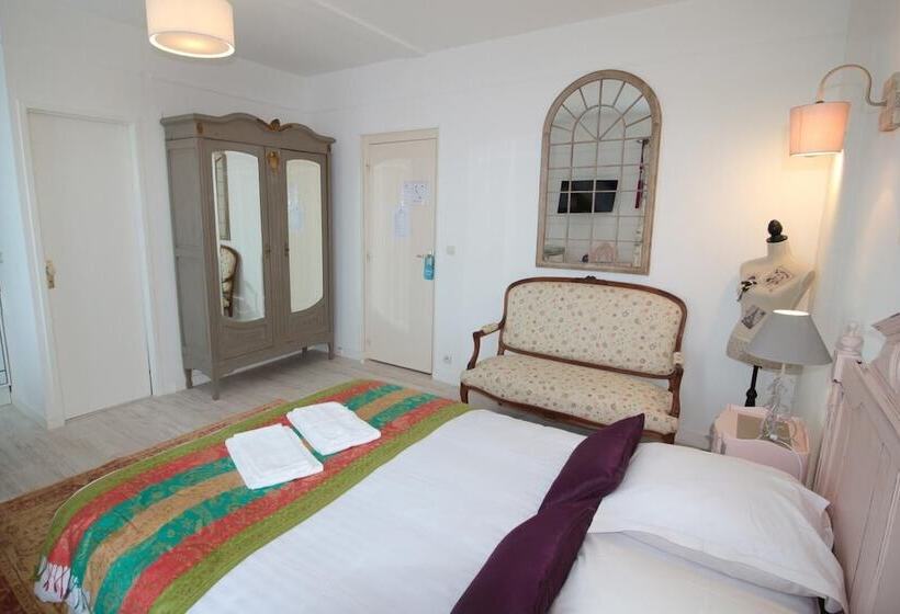 수피리어 룸, Logis Hôtel & Restaurant Au Clos Paillé Charme & Caractère