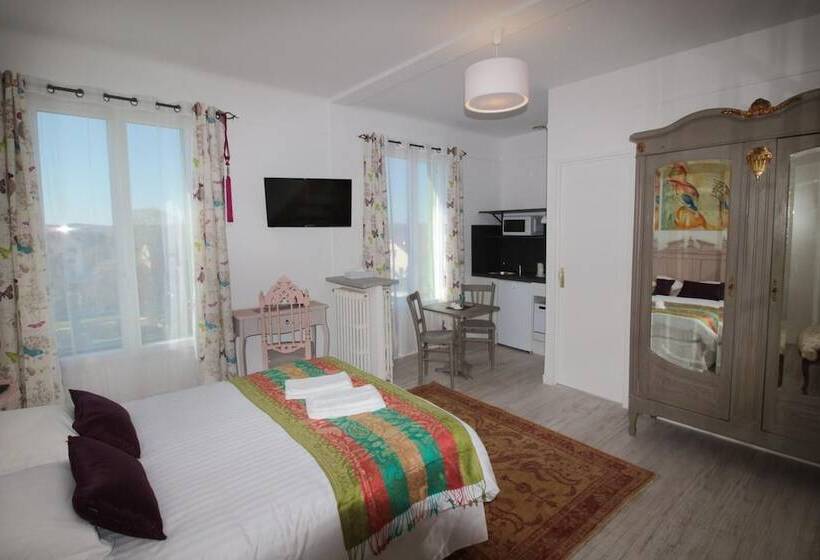 수피리어 룸, Logis Hôtel & Restaurant Au Clos Paillé Charme & Caractère