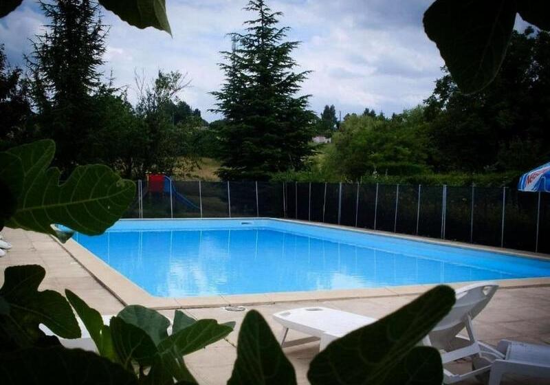 标准单人间, Logis Hôtel & Restaurant Au Clos Paillé Charme & Caractère