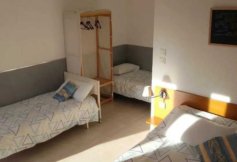 スタンダード４人部屋, Villa