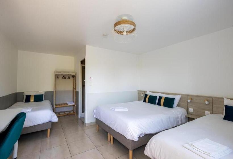 חדר סטנדרט לארבעה, Villa